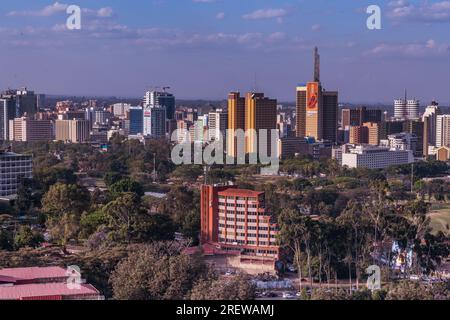 Nairobi Stadtbild Hauptstadt Kenias Moderne Wolkenkratzer Skyline Architektur Kenias Hauptstadt Sonnenaufgang Sonnenuntergang Sundowner Landmark Highrise Tall Highe Stockfoto