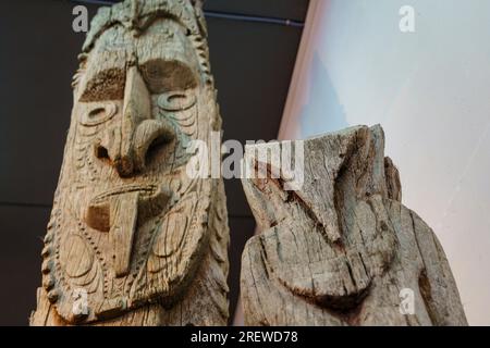 Zeremonialposten, papua New Guinea, Sa Bassa Blanca Museum (msbb) Yannick Vu und Ben Jakober, Alcudia, Mallorca, Spanien Stockfoto