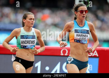 Josette ANDREWS (Vereinigte Staaten von Amerika), Jessica WARNER-JUDD (Großbritannien) im Finale der Frauen 5000m bei der 2023, IAAF Diamond League, Queen Elizabeth Olympic Park, Stratford, London, Großbritannien. Stockfoto