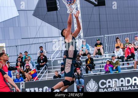 Edmonton, Kanada. 28. Juli 2023. Ulaanbaatar (MGL) (5) Delgernyam Davaasambuu erhält während der FIBA 3x3 2023-Aktion während der Qualifikationsrunde des Stopps Edmonton auf der FIBA 3x3 World Tour 1 Punkte. Ulaanbaatar (MGL) 21:20 San Juan (PR) Kredit: SOPA Images Limited/Alamy Live News Stockfoto