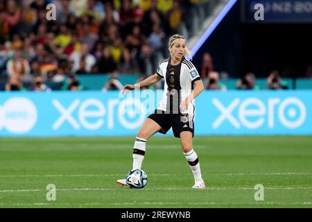 Sydney, Australien, 30. Juli 2023. Kathrin Hendrich aus Deutschland kontrolliert den Ball während des Fußballspiels der Frauen-Weltmeisterschaft zwischen Deutschland und Kolumbien im Allianz Stadium am 30. Juli 2023 in Sydney, Australien. Kredit: Damian Briggs/Speed Media/Alamy Live News Stockfoto