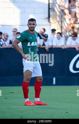 Valencia, Spanien. 29. Juli 2023. Nikola Maras von Deportivo Alaves schaut während der regulären Saisonvorbereitung La Liga Santander zwischen Valencia CF und Deportivo Alaves im Antonio Puchades Stadion. Endstand: Valencia CF 2:0 Deportivo Alaves. Kredit: SOPA Images Limited/Alamy Live News Stockfoto