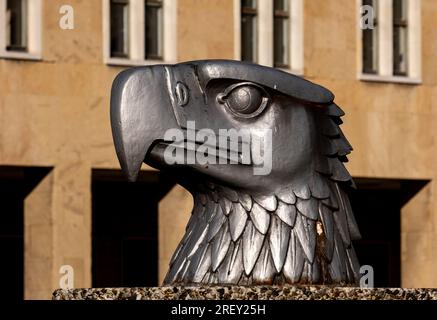 Leiter des Adlers aus der Nazizeit vor dem ehemaligen Flughafen Tempelhof, Berlin Stockfoto