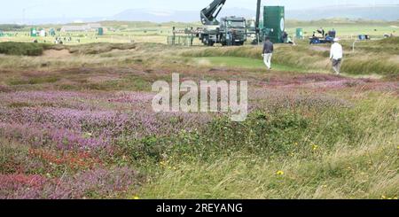 Golf The Seniors Open Royal Porthcawl GC Bridgend UK , Wales 2023, Golflegenden, bei Wind und Regen spielen, Links Golf in seiner grausamsten Form, Stockfoto