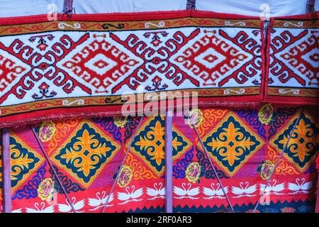 Kasachstan, Saty. Jurte Innenausstattung. Stockfoto