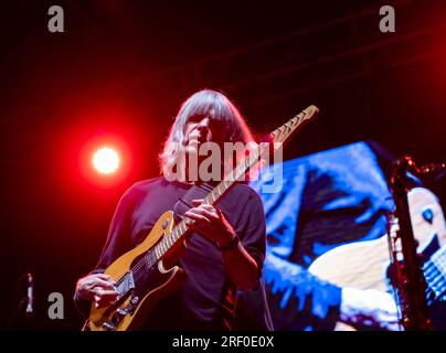 Der legendäre Jazz- und zeitgenössische Gitarrist Mike Stern und seine Bandgäste beim Pomigliano Jazz Festival im öffentlichen Park Giovanni Paolo II in Pomigliano d'Arco. (Foto: Giovanni Esposito/Pacific Press) Kredit: Pacific Press Media Production Corp./Alamy Live News Stockfoto