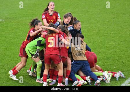 Leuven, Belgien. 30. Juli 2023. Spieler Spaniens feierten nach dem Sieg eines Fußballspiels zwischen den Nationalmannschaften Spaniens und Deutschlands unter 19 Jahren beim UEFA-Finale für Frauen unter 19 Jahren am Sonntag, den 30. Juli 2023 in Leuven, Belgien . Kredit: Sportpix/Alamy Live News Stockfoto