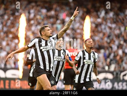 Nilton Santos Stadium Rio de Janeiro, Brasilien, 30. Juli 2023. Tiquinho Soares aus Botafogo feiert das zweite Tor seines Teams während des Spiels zwischen Botafogo und Coritiba für die brasilianische Serie A 2023 im Nilton Santos Stadium am 30. Juli in Rio de Janeiro. Stockfoto