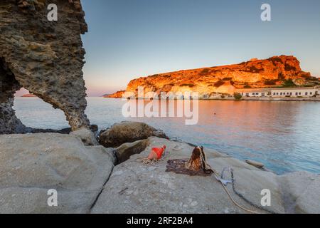 Boot Häuser in Fischerdorf Goupa auf Kimolos Insel in Griechenland. Stockfoto