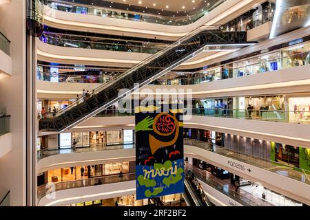 Innenseite des Einkaufszentrums Times Square, Causeway Bay, Hongkong, SAR, China Stockfoto