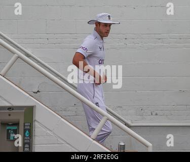 Stuart Broad of England erscheint während der LV= Insurance Ashes Fifth Test Series Day Five England gegen Australien im Kia Oval, London, Großbritannien, 31. Juli 2023 (Foto von Mark Cosgrove/News Images) Stockfoto