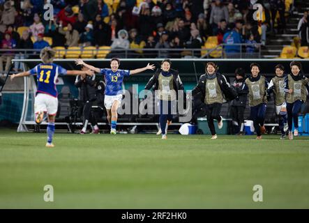 Wellington, Neuseeland. 31. Juli 2023. Wellington, Neuseeland, Juli 31. 2023: Spieler Japans feiern nach dem Sieg des FIFA Womens World Cup 2023 Fußballspiels zwischen Japan und Spanien im Wellington Regional Stadium in Wellington, Neuseeland. (Ane Frosaker/SPP) Kredit: SPP Sport Press Photo. Alamy Live News Stockfoto