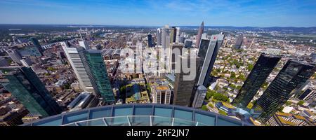 Blick auf das Bankenviertel vom Maintower, Deutschland, Hessen, Frankfurt am Main Stockfoto