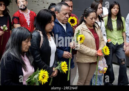 Nicht exklusiv: 30. Juli 2023, Mexiko-Stadt, Mexiko: Rubén Espinosa, Vater; Cristina Becerril, Mutter, Alma und Patricia Espinosa, Fotojour-Schwestern Stockfoto