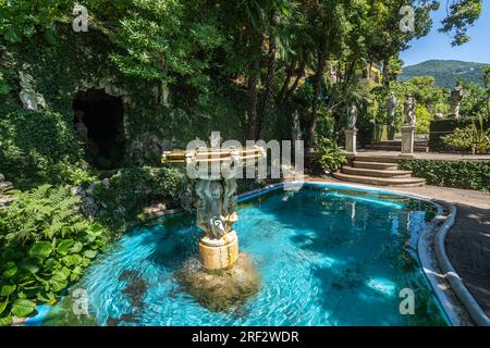 Der wunderschöne Scherrer Park in Morcote, voller exquisiter subtropischer Flora am See Lugano in der Schweiz Stockfoto