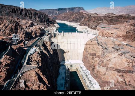 Malerischer Blick auf den Hoover Dam und Lake Mead von der Umgehungsbrücke Stockfoto