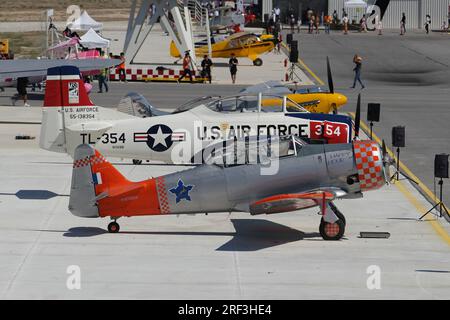 ESKISEHIR, TURKIYE - 18. SEPTEMBER 2022: Demonstrationsflugzeuge auf der Sivrihisar SHG Airshow Stockfoto