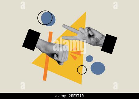 Collage Bild von zwei schwarzen weißen Farben Arme Faust Finger spielen Stein Papier Schere Spiel isoliert auf grauem Hintergrund Stockfoto