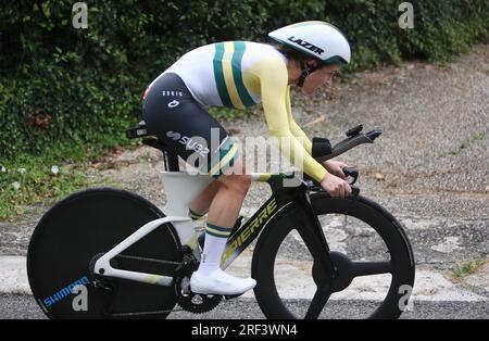 Pau, Frankreich. 30. Juli 2023. Grace Brown von FDJ - SUEZ während der Tour de France Femmes avec Zwift, Stage 8, Time Trial, Pau - Pau (22, 6 km) am 30. Juli 2023 in Frankreich - Photo Laurent Lairys/DPPI Credit: DPPI Media/Alamy Live News Stockfoto