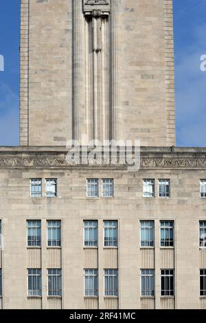 Art déco-Details zum Lüftungsschacht von George's Dock Building (1931-1934), entworfen von Herbert Rowse, am Pier Head & Ufer von Liverpool Stockfoto