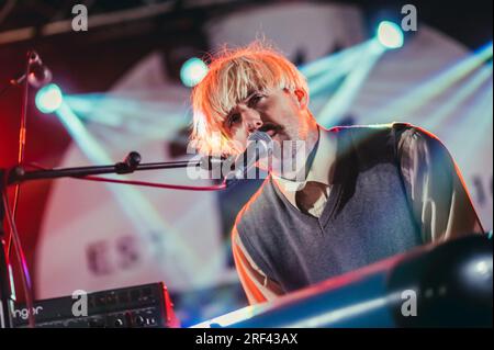 Thirsk, Großbritannien. 30. Juli 2023. Plastic Mermaids treten beim Deer Shed Festival 2023 auf. Kredit: Thomas Jackson/Alamy Live News Stockfoto