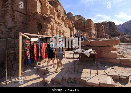 Souvenirstände für Touristen in Petra, Jordanien, Naher Osten Stockfoto