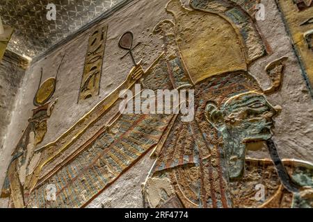 Ptah-Sokar-Ossiris Empfangen Weihrauch vom pharao Ramesses III im Grab von Ramesses III, KV11, das Tal der Könige Stockfoto