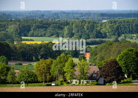 Sonsbecker Schweiz, ein Teil der Niederrhenischen Gebirgskette, hat während der letzten Kältezeit, Eiszeit, eine Rammbock-Endmoraine hochgeschoben, mit einer Höhe Stockfoto