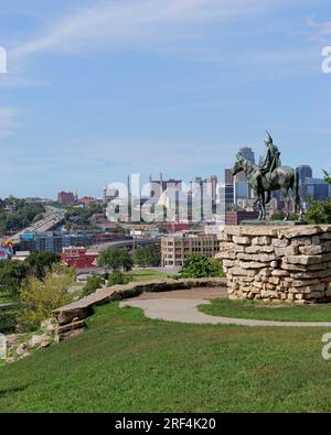 Kansas City, Missouri - 29. Juli 2023: Die Pfadfinderstatue im Penn Valley Park Stockfoto