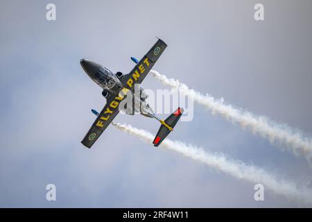 Swedish Air Force SK.60 (Saab 105) epische Flugschau auf der Royal International Air Tattoo 2023 Stockfoto