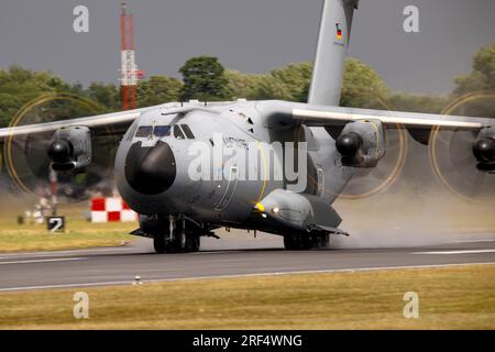Deutsche Luftwaffe, Airbus A400M auf der Royal International Air Tattoo 2023 Stockfoto