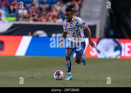 Harrison, New Jersey, USA. 30. Juli 2023. Jhon Murillo (7) kontrolliert den Ball während des Spiels der Leagues Cup 2023 gegen die Red Bulls in der Red Bull Arena in Harrison, NJ Die Red Bulls gewannen 2 - 1 und gingen in die Runde 32 über. Es gab 3 ausgeschlossene Tore - zwei von Red Bulls (ein abseits und ein anderes Foul vor dem Schuss) und eines von Atletico (abseits). Der Torwart der Red Bulls, Carlos Coronel, hat einen Elfmeterkick gespart, als das Spiel mit 1 Punkten pro Person ausgeglichen war. (Kreditbild: © Lev Radin/Pacific Press via ZUMA Press Wire) NUR ZUR REDAKTIONELLEN VERWENDUNG! Nicht für den kommerziellen GEBRAUCH! Stockfoto