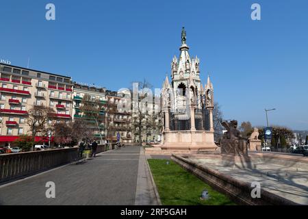 Genf, Schweiz - 25. März 2022: Das Brunswick-Denkmal ist ein Mausoleum, das 1879 im Jardin des Alpes erbaut wurde, um Karl II., Herzog von Br., zu gedenken Stockfoto