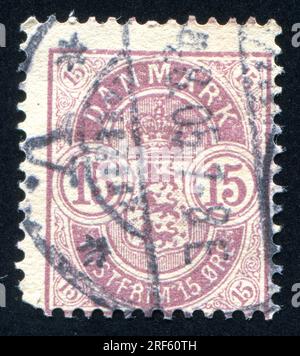 DÄNEMARK - CIRCA 1902: Stempel gedruckt von Dänemark, zeigt Arms, circa 1902 Stockfoto