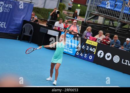 Prag, Prag, Tschechische Republik. 31. Juli 2023. MARIE BOUZKOVA (CZE) in Aktion während DER LIVESPORT PRAG OPEN - Frauen Tennis - WTA250 (Kreditbild: © Mathias Schulz/ZUMA Press Wire) NUR REDAKTIONELLE VERWENDUNG! Nicht für den kommerziellen GEBRAUCH! Stockfoto