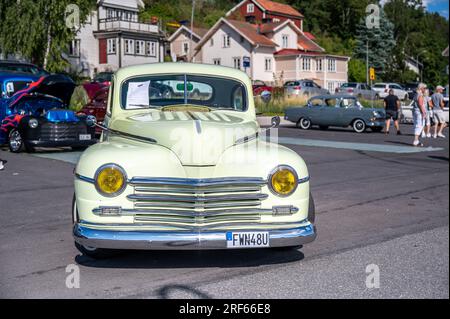 Plymouth 1948 auf dem Classic Festival vom 28. Bis 29. Juli 2023 in der Ostseestadt Valdemarsvik wurden alte Oldtimer ausgestellt. Stockfoto