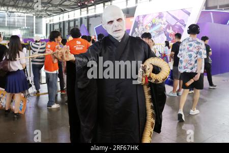 Shanghai, China. 01. Aug. 2023. Harry Potters Voldemort Cosplayer um ChinaJoy2023 Uhr in Shanghai, China, 30. Juli 2023. (Foto: Costfoto/NurPhoto) Guthaben: NurPhoto SRL/Alamy Live News Stockfoto