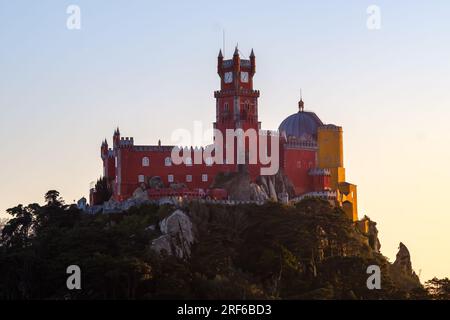 Sintra, Portugal - 5. Januar 2020 : der Pena-Palast in der Gemeinde Sintra in Portugal Stockfoto