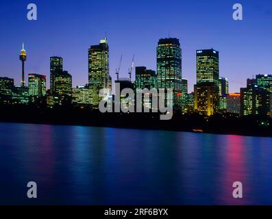 Australien, NSW, Sydney, Downtown mit Sydney Tower, AMP Tower Stockfoto