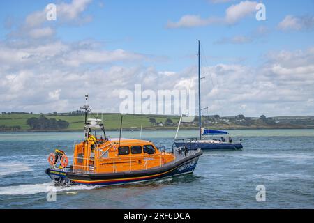 Rettungsboot Courtmacsherry Harbour, „Val Adnams“, 13-45 bei Courtmacsherry Regatta, Juli 2023 Stockfoto