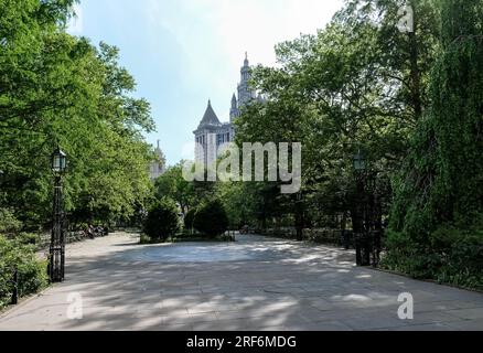 Blick auf den Jacob Wrey Mould Fountain im City Hall Park, einem öffentlichen Park rund um die New York City Hall im Civic Center von Manhattan Stockfoto