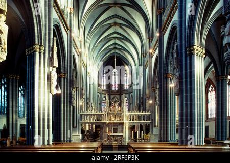 Innenraum, St. Victor's Cathedral, Xanten, Nordrhein-Westfalen, Deutschland, Kollegialkirche Stockfoto