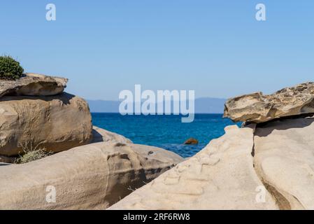 Einer der schönsten Strände in Sithonia, Griechenland, Karidi Beach Stockfoto