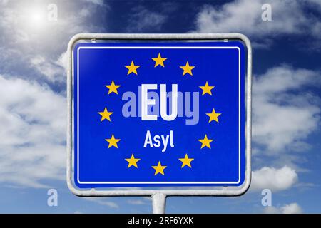 FOTOMONTAGE, EU-Schild mit Aufschrift Asyl Stockfoto