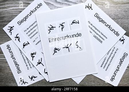 Ehrenurkunde und Siegerurkunden der Bundesjugendspiele Stockfoto