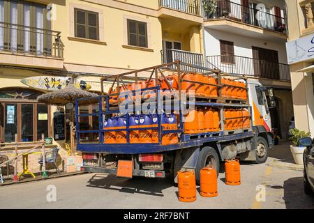 Lieferung von Gas, Cala Rajada, Mallorca, Spanien Stockfoto