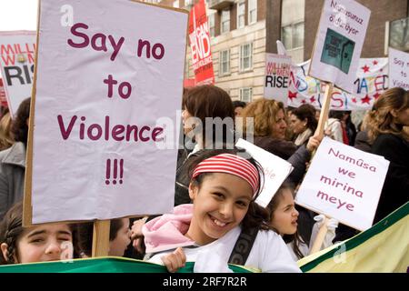 Frauentag-marsch im Zentrum von London Stockfoto