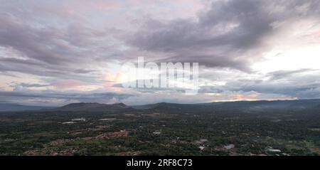 Vulkanlandschaft in Nicaragua aus der Vogelperspektive in Masaya Stockfoto
