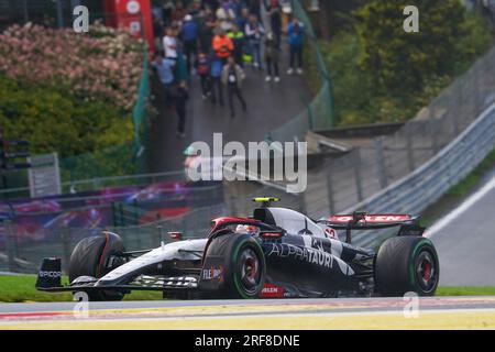 Yuki Tsunoda aus Japan am 30. Juli 2023 auf der (22) Scuderia AlphaTauri AT04 Honda RBPT während der Formel 1 MSC Cruises Belgischer Grand Prix 2023 in Francorchamps, Belgien. Stockfoto