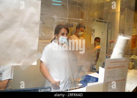 Orientierungsraum für Notfälle in einem Universitätsklinikum. Stockfoto